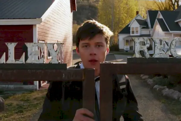 SER CHARLIE, Nick Robinson, 2015.