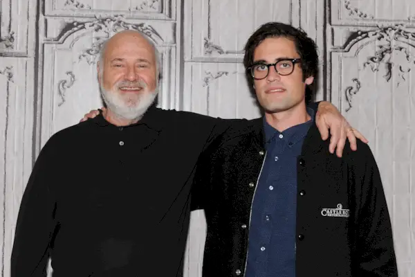 Diretor Rob Reiner e seu filho Nick Reiner