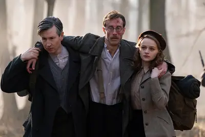 Episodio 5 di We the Lucky, incontra Halina con Adam?