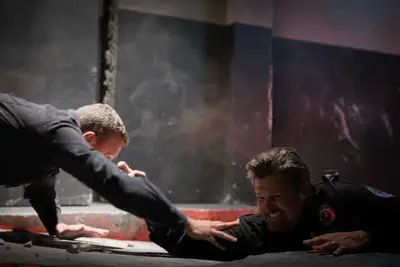 Alguém que morre na quarta temporada revela: Parte 2: O que 828 passageiros implicam? Angelina morre?