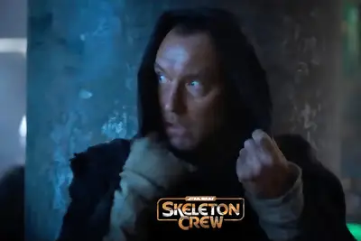 skeleton-crew-jude-law