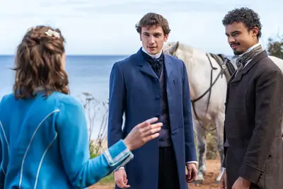 Nan (Kristine Froseth) looking at Theo (Guy Remmers) and Guy Thwarte (Matthew Broome) in 