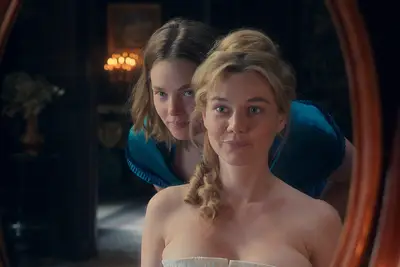 The Buccaners Showrunner explique comment Nans Great Touch secoue les choses avec Guy Remer et les prétendants de Matthew Broome