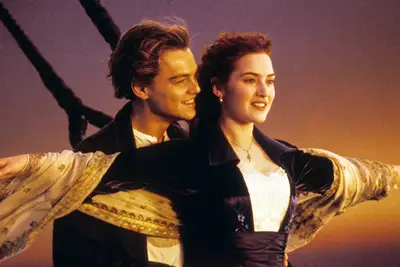 titanic-bow-scene