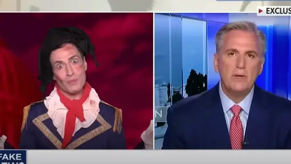 Randy Rainbow tire ombragé la reine George Santos dans la dernière parodie: tout ce qu'il fait est uniquement pour S - Revivir (vidéo)